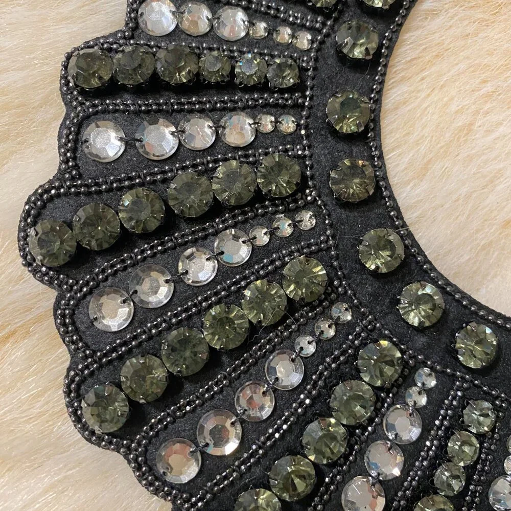 Banana Republic “Notorious RBG” Dissent Collar Necklace - Picture 2 of 6